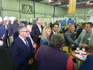 Forum Association 2017 - Arrivée de M. Arnaud ROBINET , maire de Reims